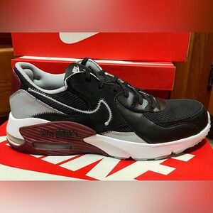 Nike Air Max Excee Black Wolf Gray Team Red Sneakers Men’s 13